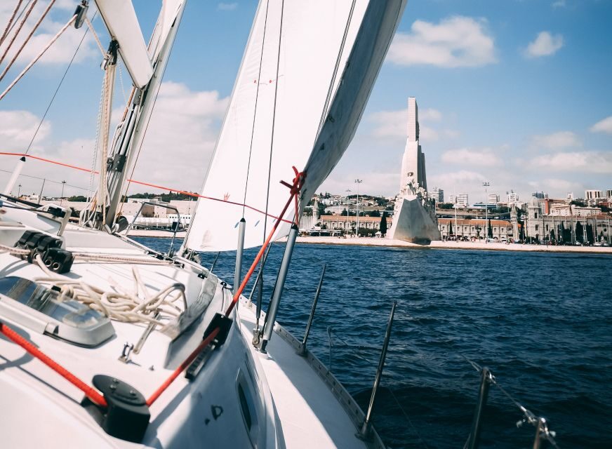 1 Hour Private - Lisbon: Sailing Tour With Wine and History - A practical packing checklist (so you actually enjoy it)