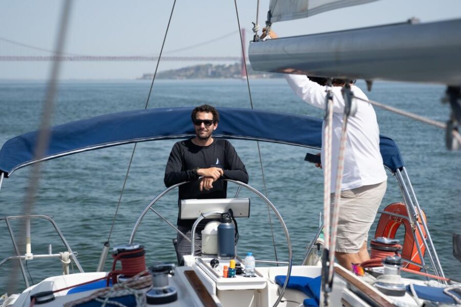 1 Hour Private - Lisbon: Sailing Tour With Wine and History - Who should book this sail (and who should skip it)