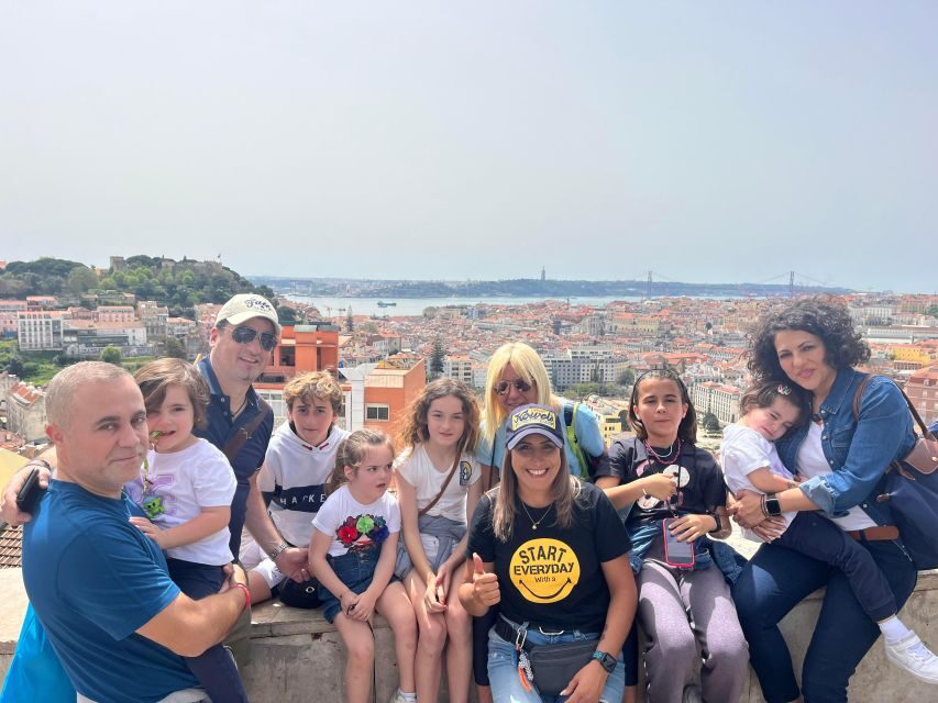2-hour tour around Lisbon - Ribeira das Naus and Praça Luís de Camões: The River Side of Lisbon