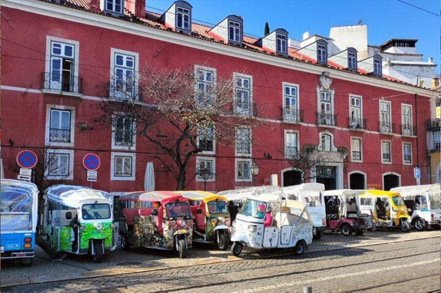 All Historical Lisbon Tuk Tuk Tour - Chiado, Bairro Alto, and the Convento do Carmo moment