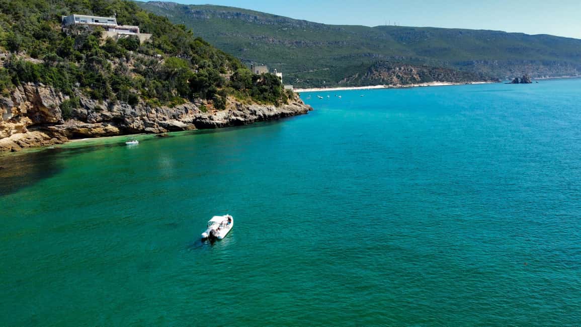 Arrábida: Boat Tour Experience / Lisbon Transfer available - Cave passes along Arrábida’s coast: why they’re worth the time