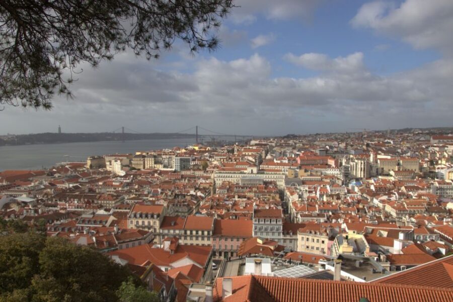Audio Guide City Walk Lisbon for Cruise Guests - Getting set up: the GPS audio guide is the real deal