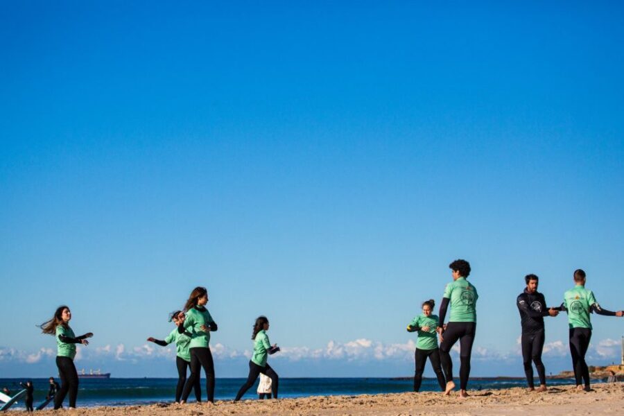 Aulas de Surf/Surf Lesson - Lisboa - Gear and safety that save your day
