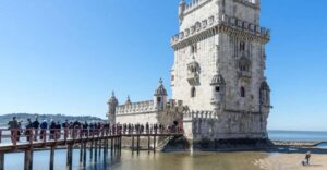 Belem: 4-HOUR Guided Tuk Tuk Tour in Historic BELEM - LX Factory: where industrial buildings turn into creative stores