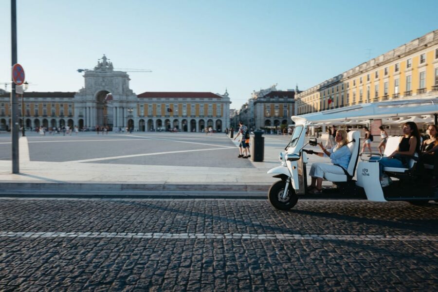 Belém: Private City Tour by Eco Tuk Tuk - Belém Tower and the Monument to the Discoveries: The Age of Discovery in One Loop