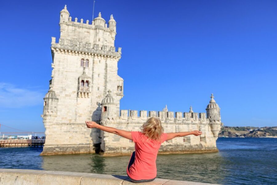 Belem Private Day Trip: History, Heritage & Local Tasting - Praça Afonso de Albuquerque: where the stories start