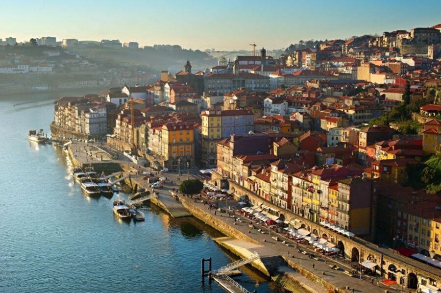 Best of Porto - Private Tour from Lisbon - The Douro and the bridges: when to consider the 6 Bridges Cruise
