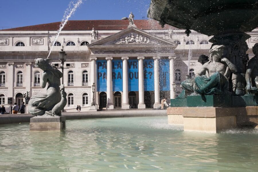 Burguês: Lisbon City Center Private Tuk Tuk Tour - Key Things You’ll Notice on This Tuk Tuk Ride