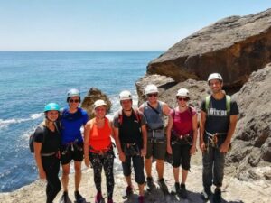 Cascais 3.5-Hour Rock Climbing Experience - Getting to the meeting point (Farol da Guia) and what to bring