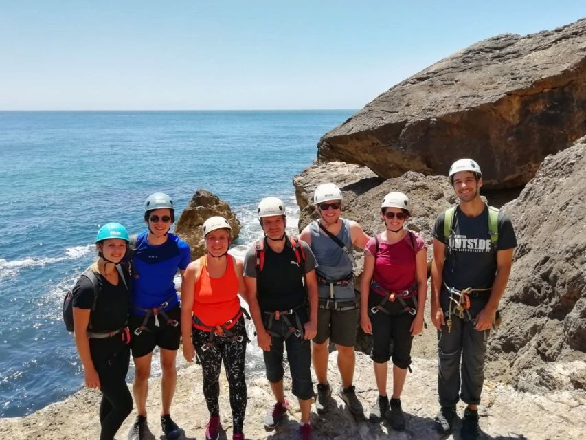 Cascais 3.5-Hour Rock Climbing Experience - Getting to the meeting point (Farol da Guia) and what to bring