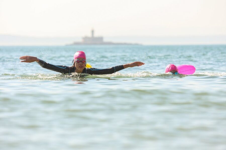 Cascais: Open Water Swimming - Warm-up and acclimatization swim: get your body to trust the sea