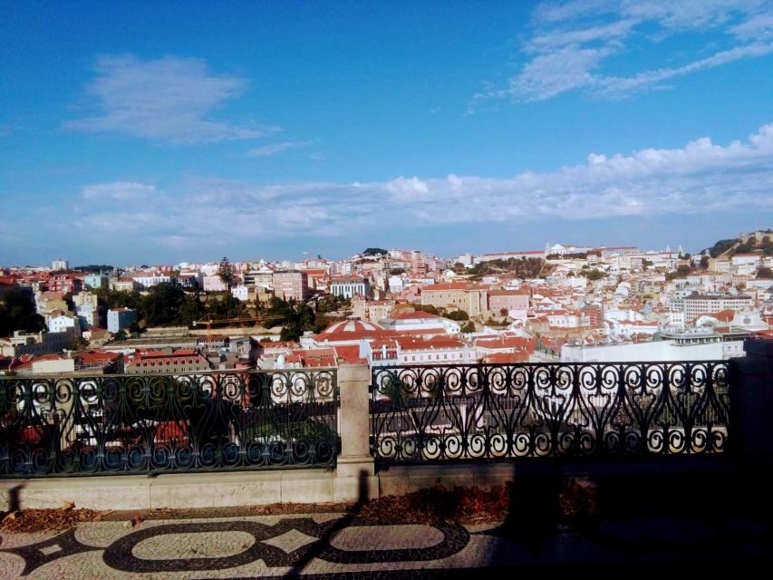 Chaparru's Tours_Lisbon:2-hour sightseeing tour by TukTuk - Practical stuff that can make or break your ride