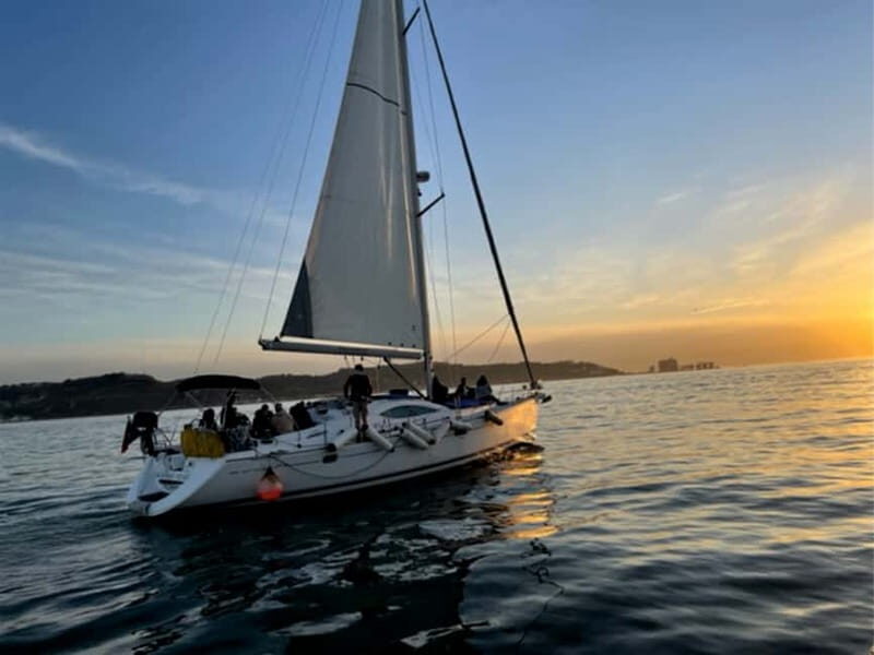 Cultural Sailing Tour in Lisbon - What you actually see from the deck (and what’s worth focusing on)