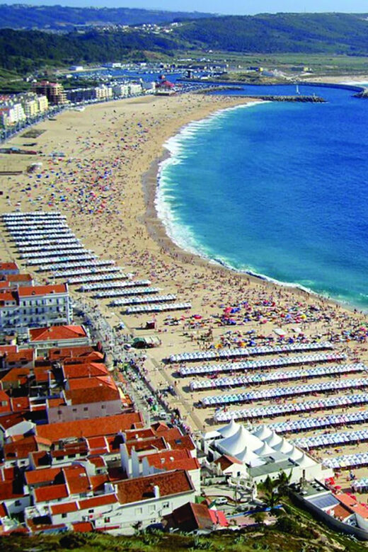 De Lisboa: Óbidos & Nazaré Giant Waves, Ginja & Small Group - Should you book this Óbidos & Nazaré giant waves small-group tour?
