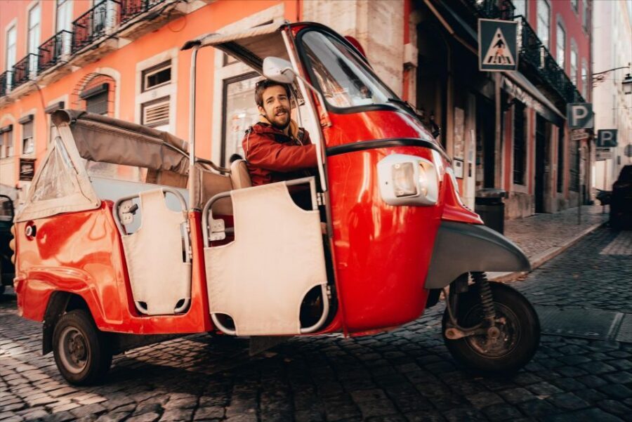 Discover Lisbon: Tuk Tuk Tour - Why a Lisbon tuk tuk works so well in Alfama