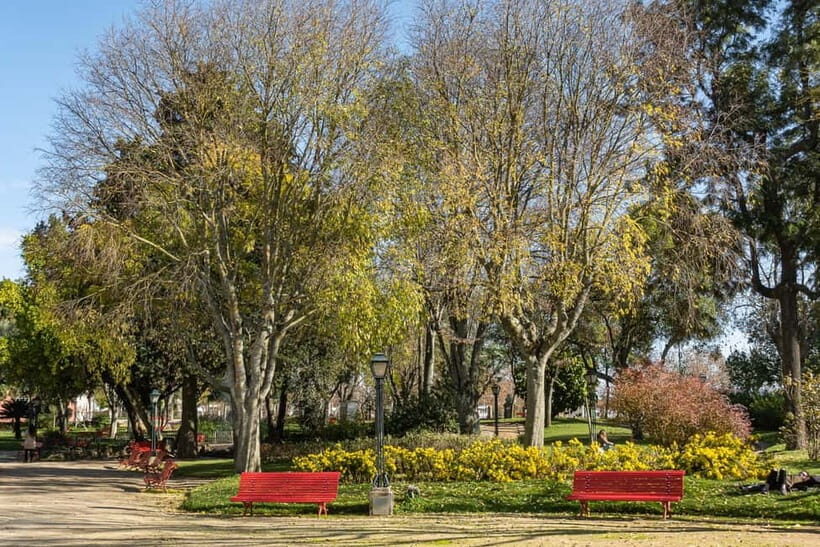 Évora: Flexible Walking Tour in Historic Center - Church of Loíos and Colegiais Garden: quieter stops that break the monument streak