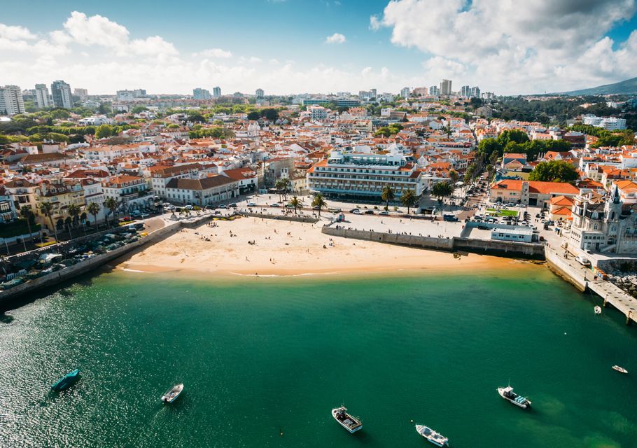 Exclusive tour by car - Sintra city and Cascais city - A private Sintra and Cascais loop saves you Lisbon time