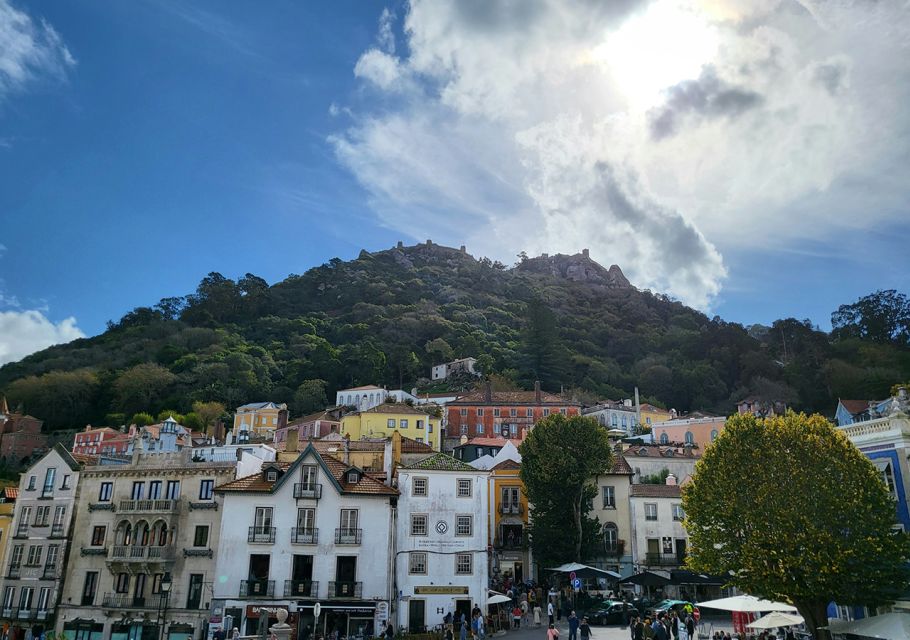 Exclusive tour by car - Sintra city and Cascais city - Who this exclusive Sintra and Cascais car tour suits best