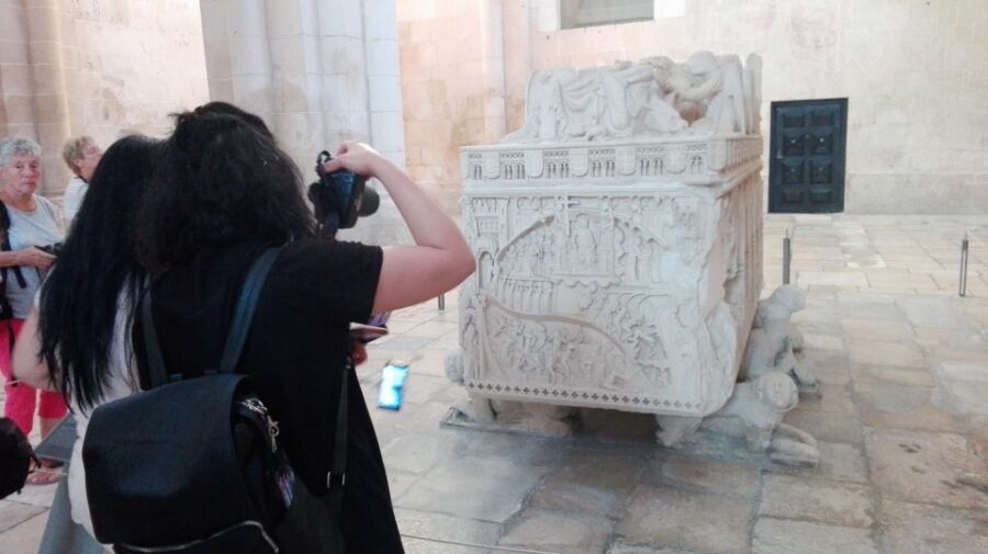 Fátima, Batalha, Alcobaça, Nazaré and Óbidos Private Tour - Getting Picked Up and Setting the Pace Across Five Towns