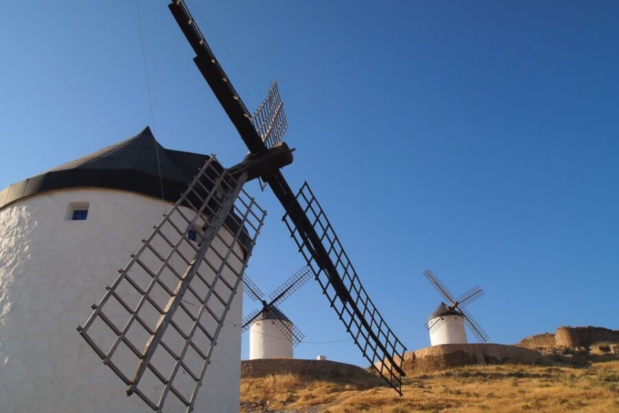Fatima, Batalha, Nazare, Obidos Private Full Day Tour - Batalha Monastery: UNESCO Gothic with a clear story