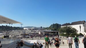 FATIMA FULL DAY PRIVATE TOUR FROM LISBOA - The Sanctuary of Our Lady of Fátima: why this place draws crowds
