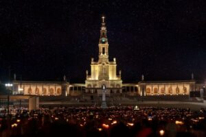 Fátima Private Walking Tour - Starting at the Sanctuary of Our Lady of Fátima (and why that matters)
