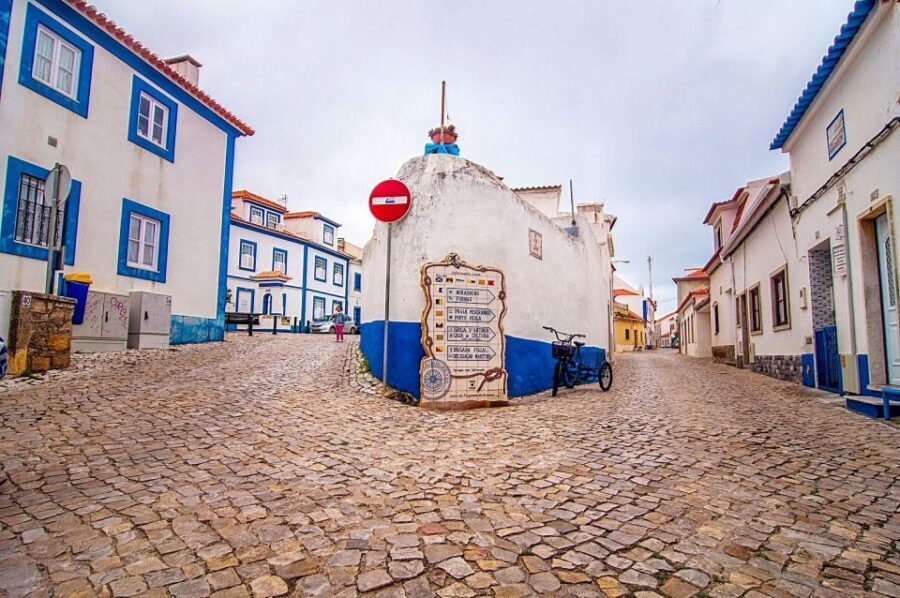 From Lisbon: Coastal Villages and Mafra Palace Guided Tour - What to bring (and what to expect from the guide)