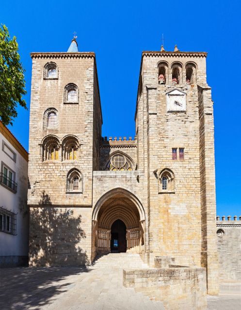From Lisbon: Évora City Private Tour - Ervideira Wine Tasting: Where the Day Starts With Flavor