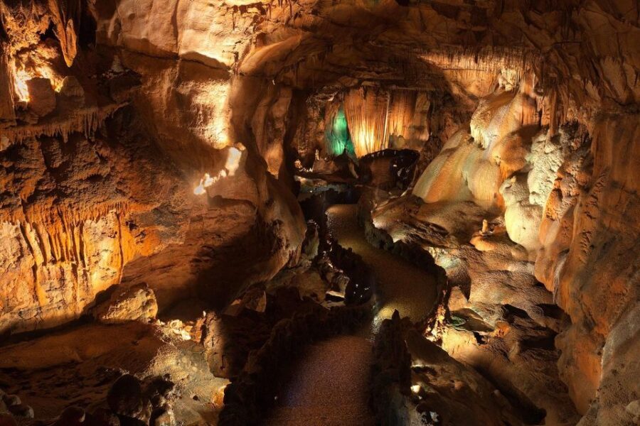 From Lisbon: Fatima, Nazaré, Batalha and Óbidos Tour - Mira de Aire Caves: The Best “From Portugal Above Ground to Underground” Moment