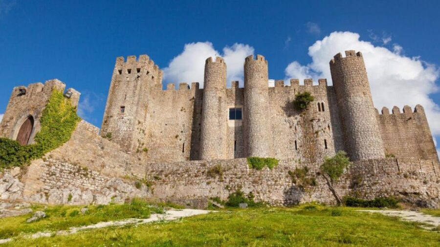 From Lisbon: Fatima, Nazaré, Óbidos Full-Day Trip - Óbidos Inside the Fortified Walls, Plus Ginja