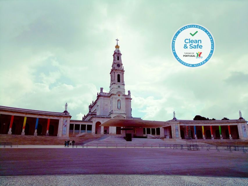 From Lisbon: Fátima Sanctuary and Batalha Monastery (UNESCO) - Fátima Sanctuary: What You’ll See and What to Notice