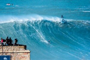 From Lisbon: Nazare Big Waves and Óbidos Guide Day Trip - Nazaré’s lighthouse and Sítio: where the Atlantic looks almost unreal