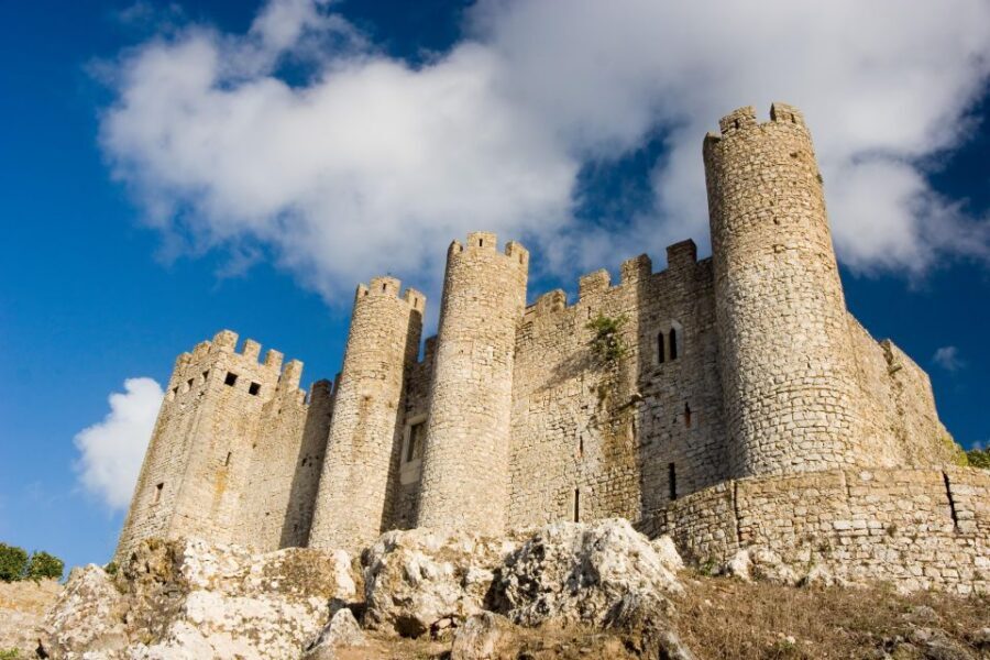 From Lisbon: Óbidos and Nazaré Private Half-Day Tour - Why Óbidos and Nazaré Work So Well Together in One Day