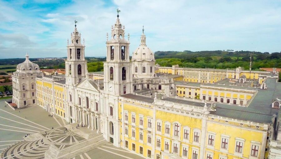 From Lisbon or Cascais: Mafra, Ericeira, and Queluz Day Tour - Who this Mafra–Ericeira–Queluz day tour fits best