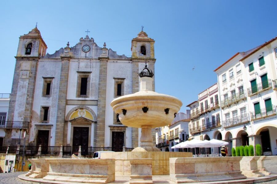 From Lisbon: Private Customized Small-Group Tour to Evora - Roman Temple of Évora: A UNESCO Photo Moment Without the Fuss