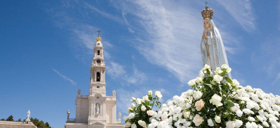 From Lisbon: Shared Tour to Fátima, Óbidos, Batalha e Nazaré - Key highlights worth waking up for