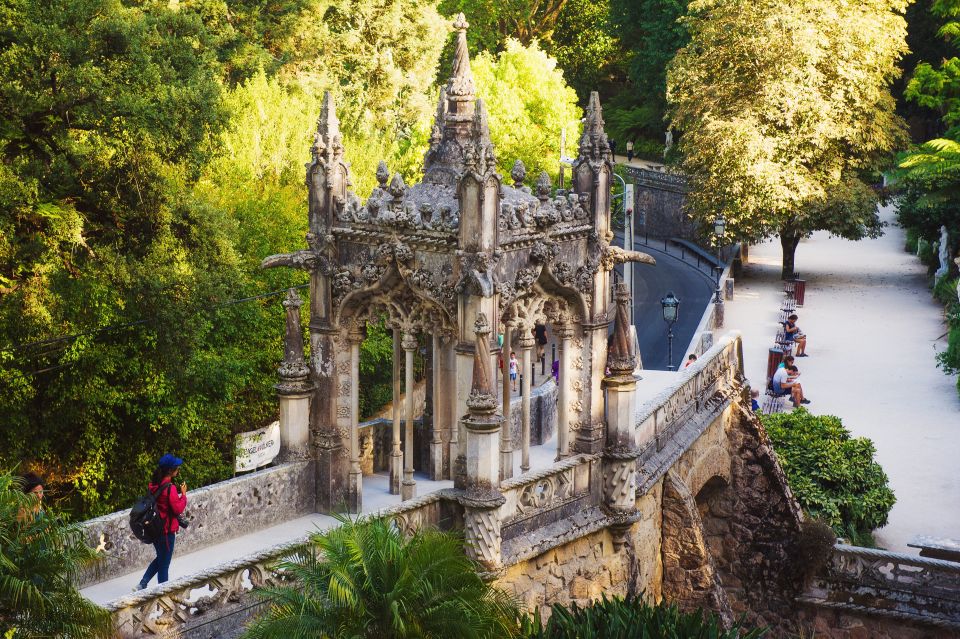 From Lisbon: Sintra and Quinta da Regaleira Private Day Trip - What to bring (and what to do with lunch plans)