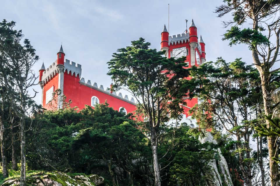 From Lisbon: Sintra and Quinta da Regaleira Private Day Trip - Guides make the difference: what I’d look for