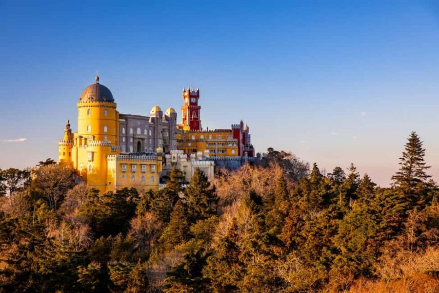 From Lisbon: Sintra Cascais Guided Tour with a Local Expert - Cabo da Roca, Guincho, and Boca do Inferno: the west-coast hit list