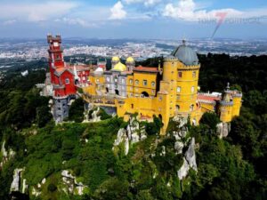 From Lisbon: Sintra, Pena Palace, Regaleira, Guided Day Tour - BMW pickup and drop-off: comfortable, but watch the timing