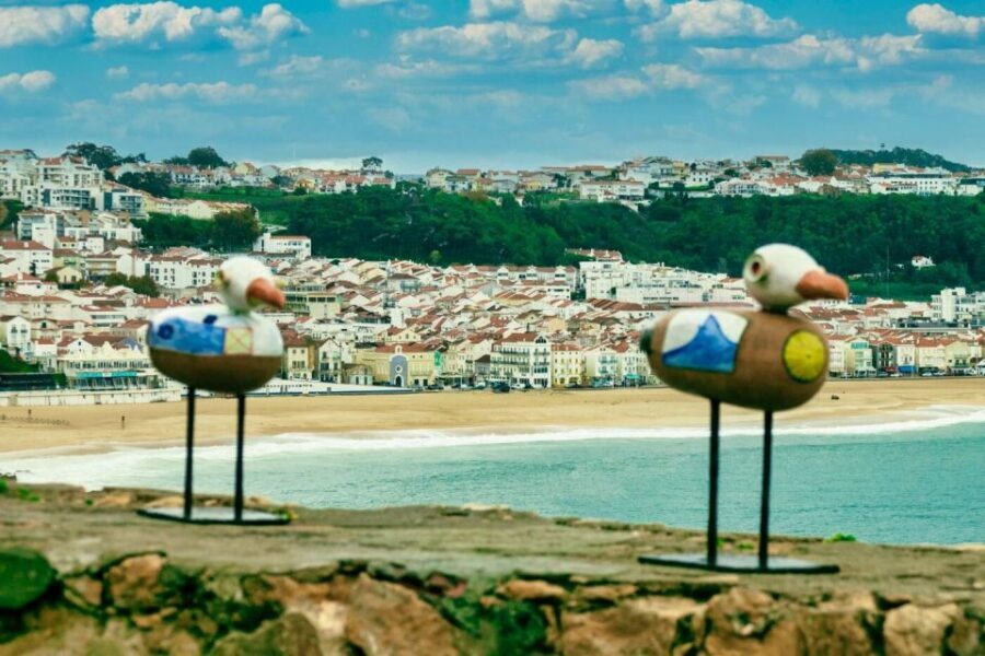 From Lisbon: Tansfer to Porto with stops until 3 cities - Óbidos: medieval walls in manageable time
