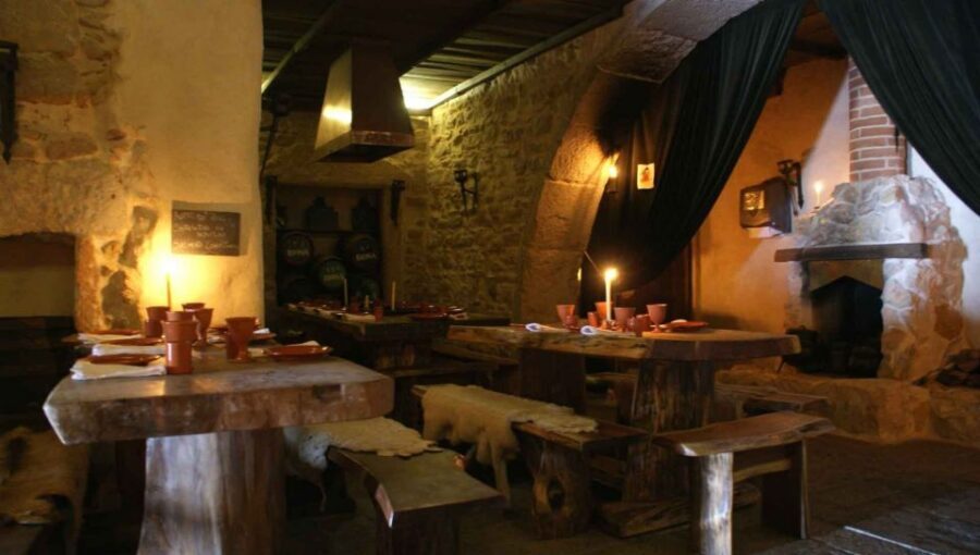 From Lisbon: Tomar Templar Full-Day Private Tour - Almourol Castle on the Tagus: the boat ride plus the castle drama
