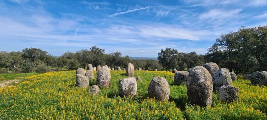 From Montemor or Évora: Guided Hike to Almendres Megalithic - Almendres Interpretation Center in Guadalupe: Turn Stones into Meaning