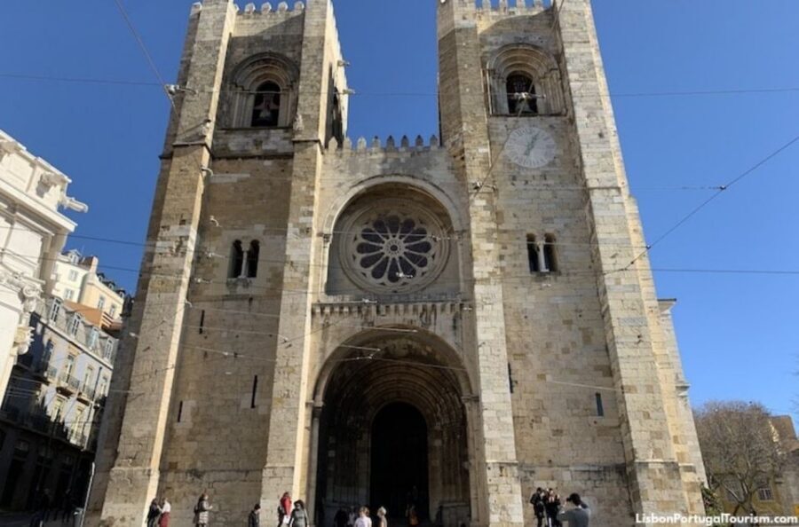 Half-Day Private Tour in Lisbon - Who should book this half-day private tour