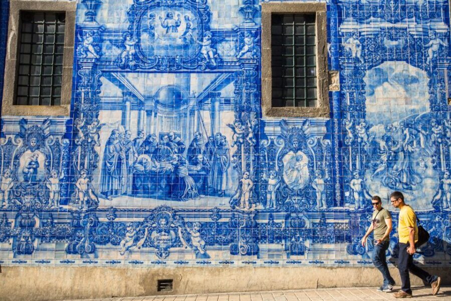 Highlights & Secrets of Lisbon Private Walking Tour - Miradouro de Santa Luzia (plus big-view breaks): seeing Lisbon from the right angles