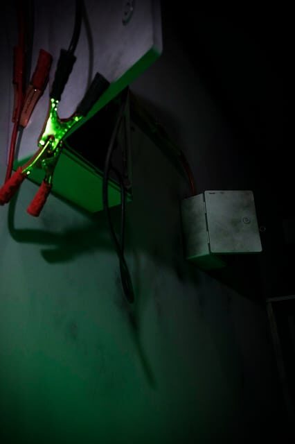 Lisboa: Alvalade Escape Room Prison Robbery - Logic puzzle focus: how the game avoids movie dependency