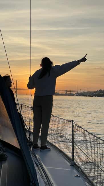 Lisboa:Sunset Sailing Tour at Tagus River with welcome drink - Key Things That Make This Sail Worth Your Time