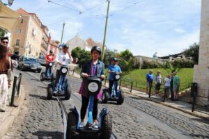 Lisbon: 1.5 Hour Private Segway Tour of the Castle - Getting started at Rua das Olarias: practice, then roll
