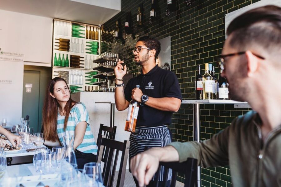 Lisbon: 1-Hour Portuguese Wine Tasting Session - The flow of the 1-hour Portuguese wine tasting session