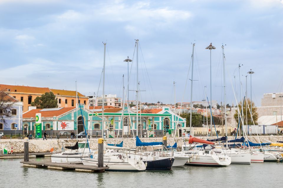 Lisbon 2-Hour Tagus River Sailing Cruise - Doca do Bom Sucesso: how the meeting point sets the tone